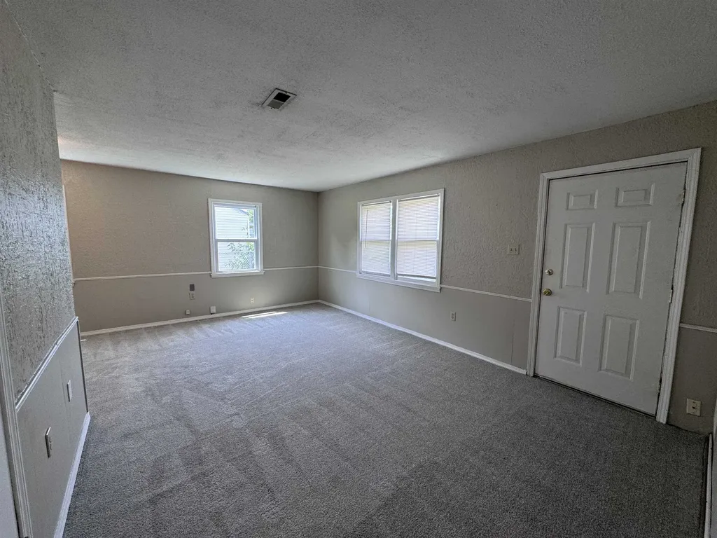 2929 E Idlewild Drive Wichita KS 67216