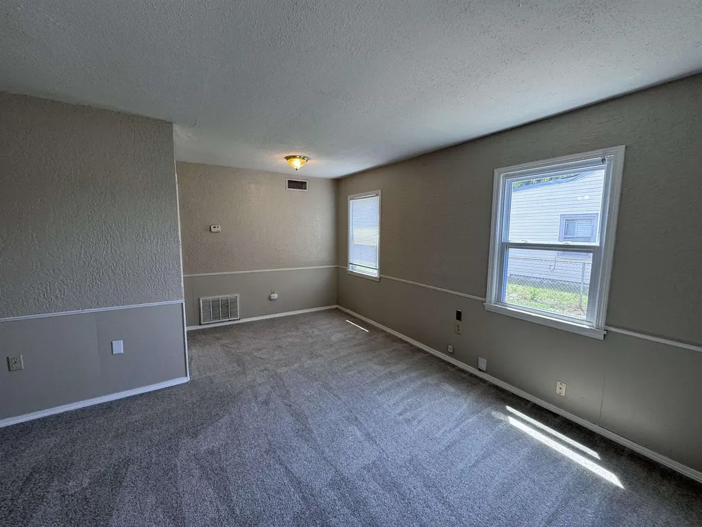 2929 E Idlewild Drive Wichita KS 67216