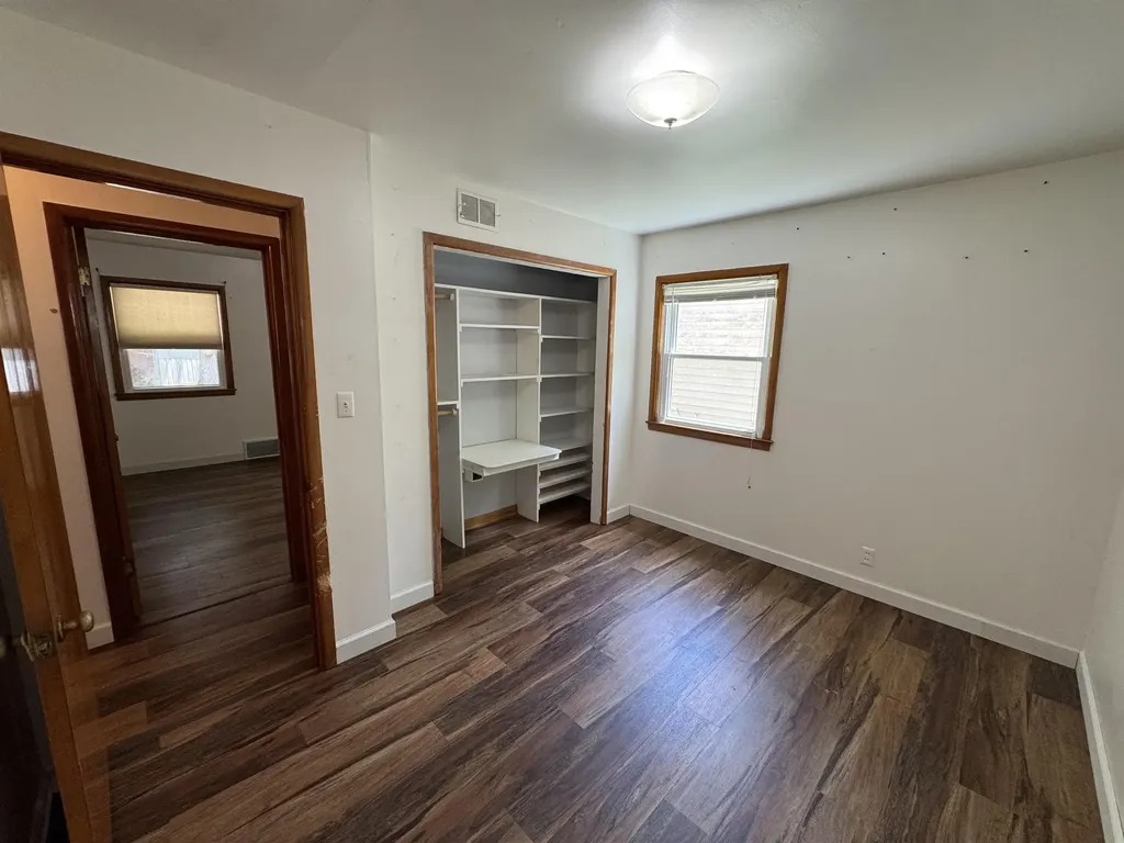 1706 Mound Winfield KS 67156