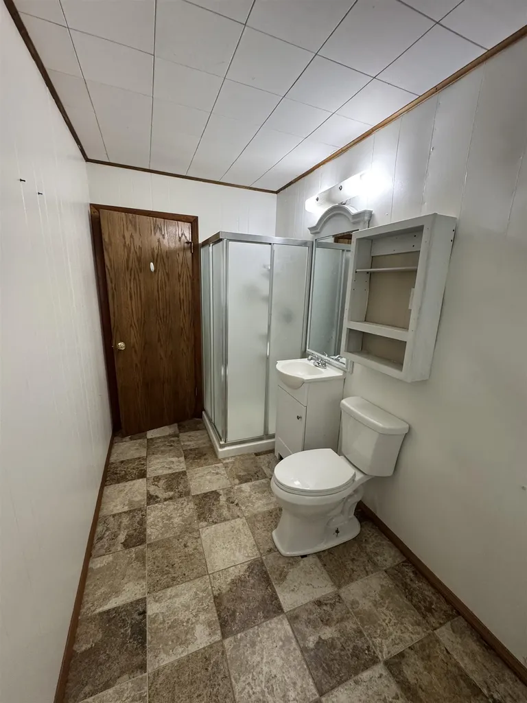 1706 Mound Winfield KS 67156