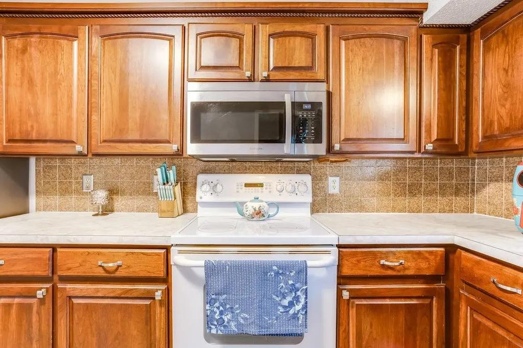 1741 N Byron Wichita KS 67212