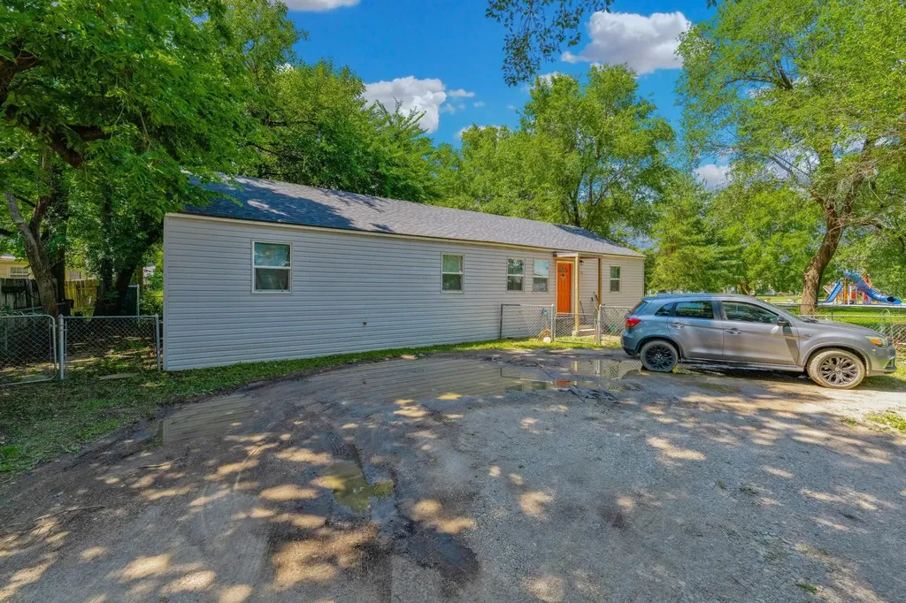 4210 E Menlo Drive Wichita KS 67218