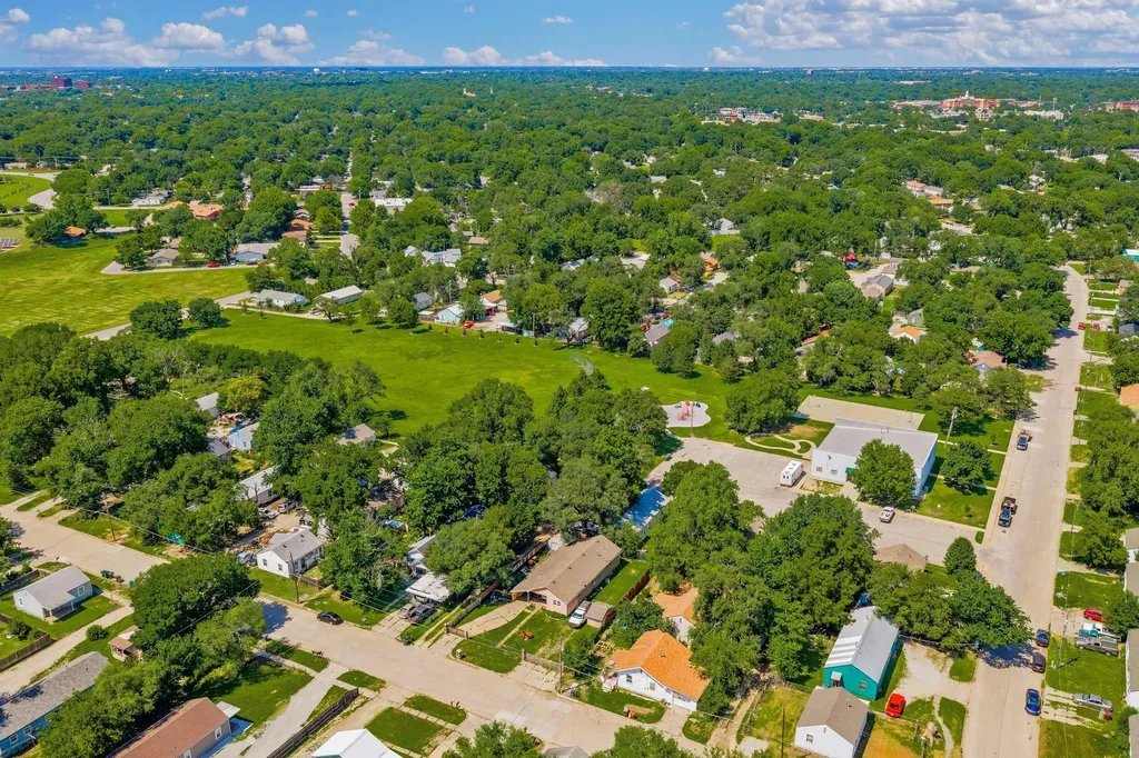 4210 E Menlo Drive Wichita KS 67218
