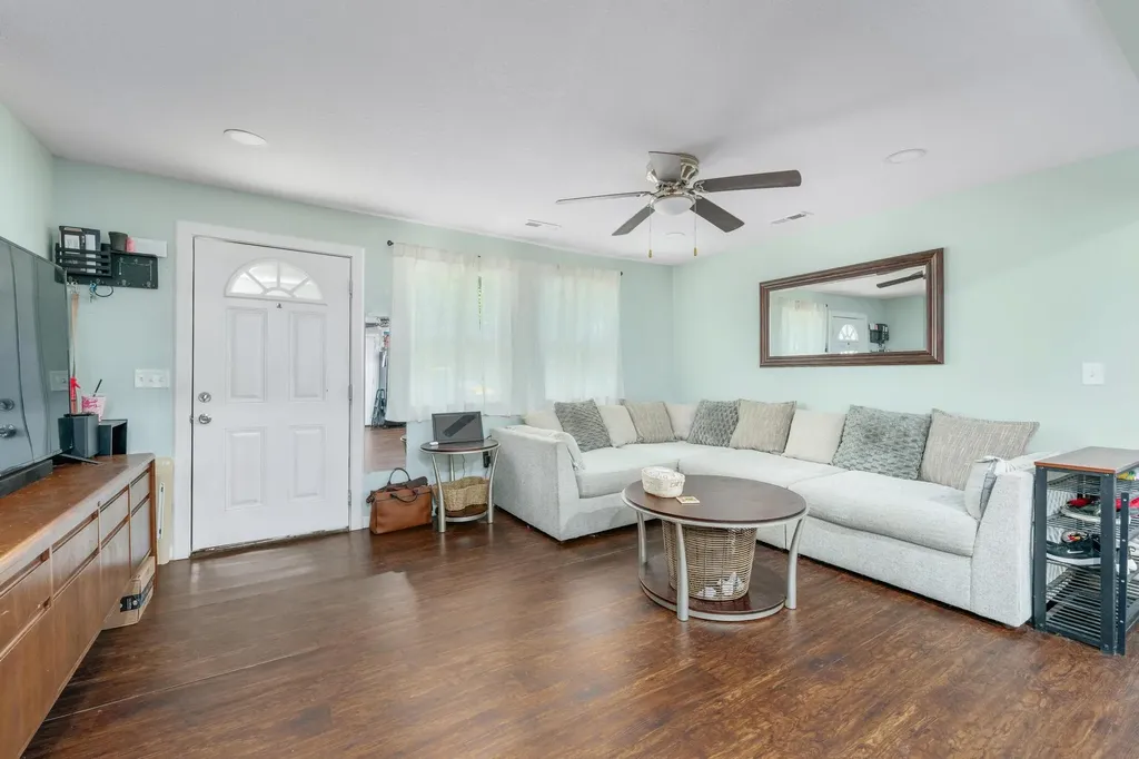 4210 E Menlo Drive Wichita KS 67218