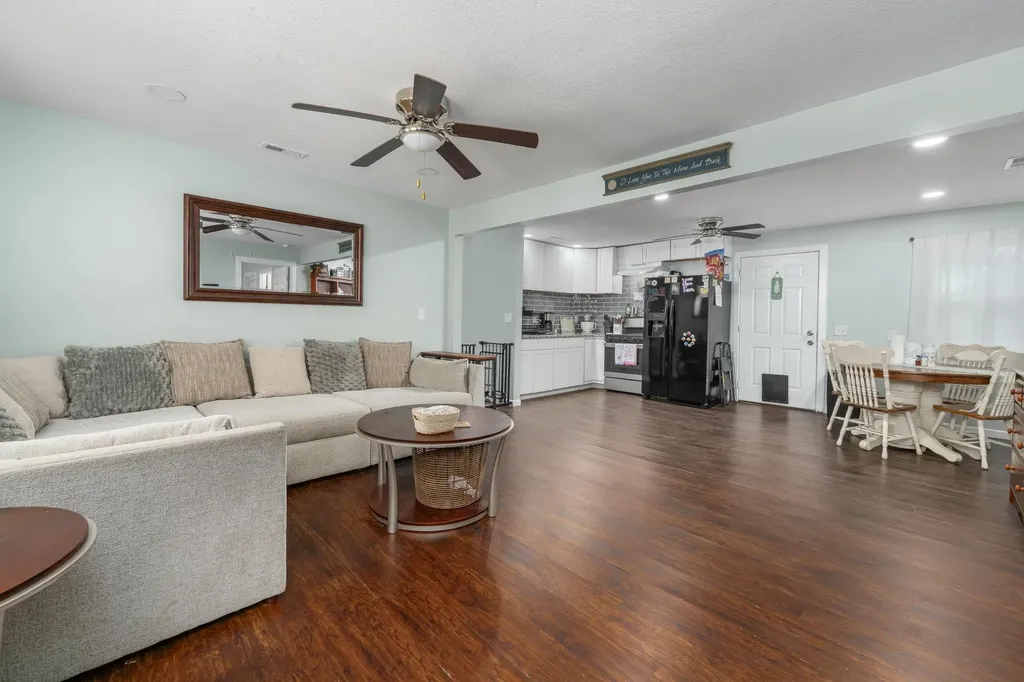 4210 E Menlo Drive Wichita KS 67218