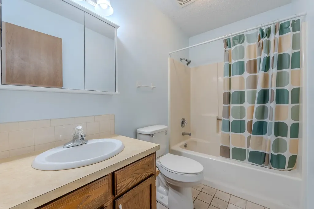 207 S Westview Drive Derby KS 67037