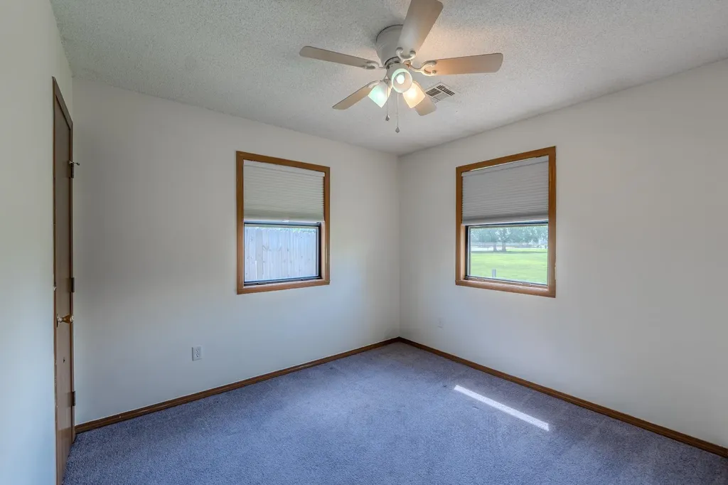 207 S Westview Drive Derby KS 67037
