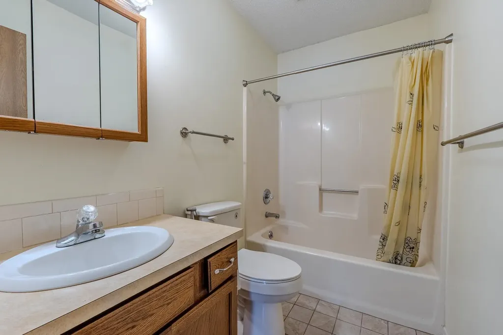 207 S Westview Drive Derby KS 67037