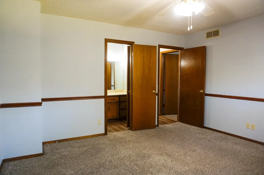 8967 Funston Wichita KS 67207