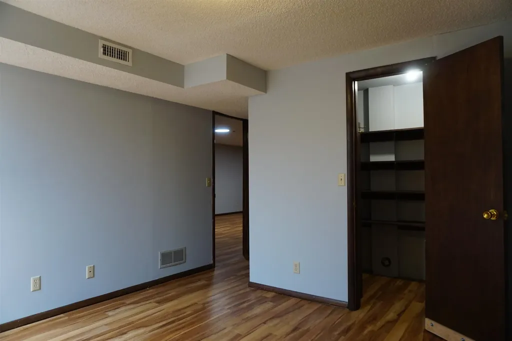 8967 Funston Wichita KS 67207