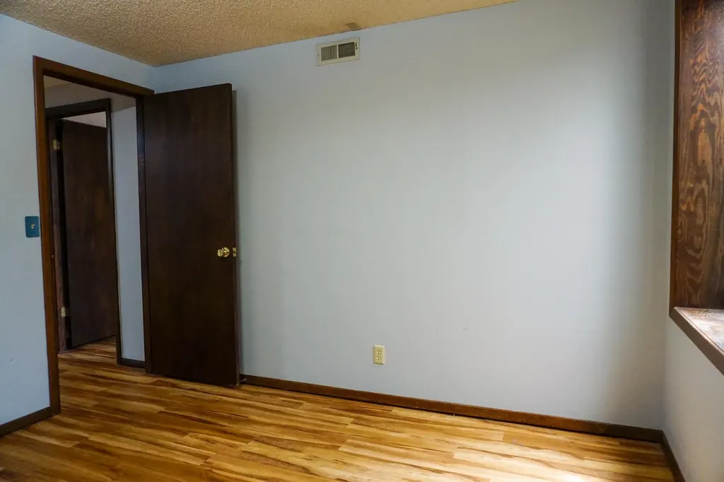 8967 Funston Wichita KS 67207