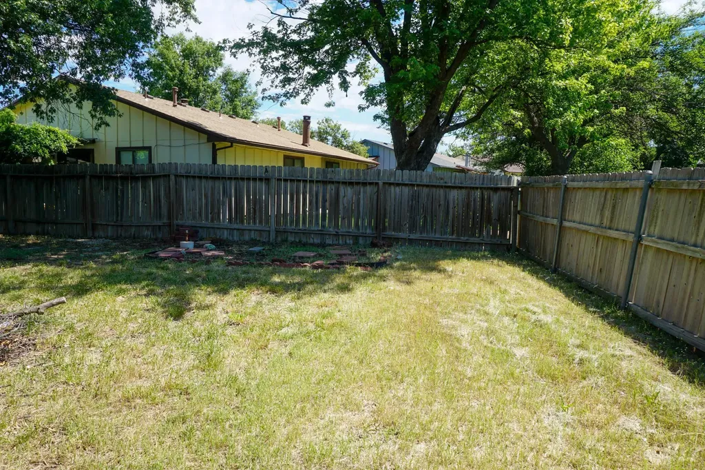8967 Funston Wichita KS 67207
