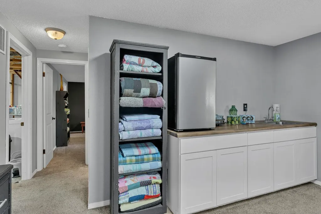 1713 E Cresthill Road Derby KS 67037