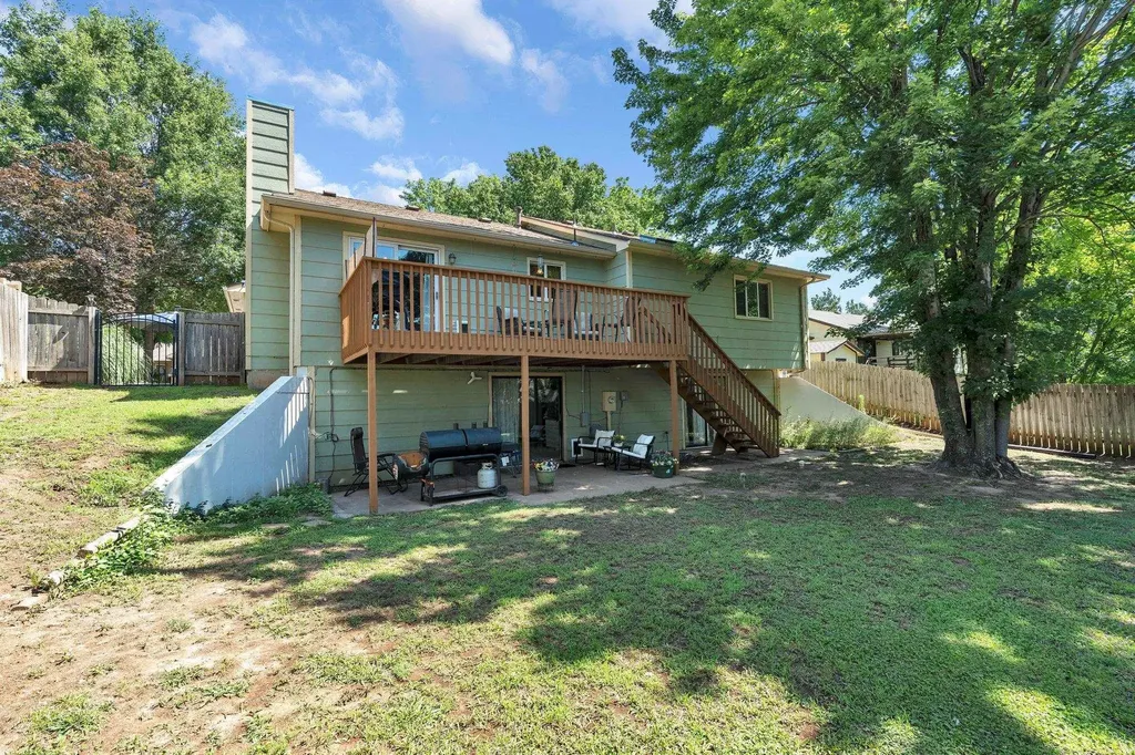 1713 E Cresthill Road Derby KS 67037
