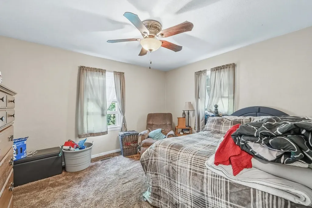 1513 N 3rd Arkansas City KS 67005-1527