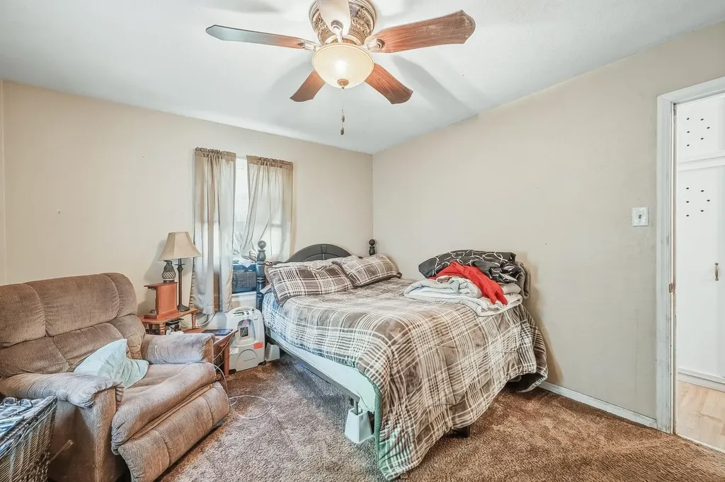 1513 N 3rd Arkansas City KS 67005-1527