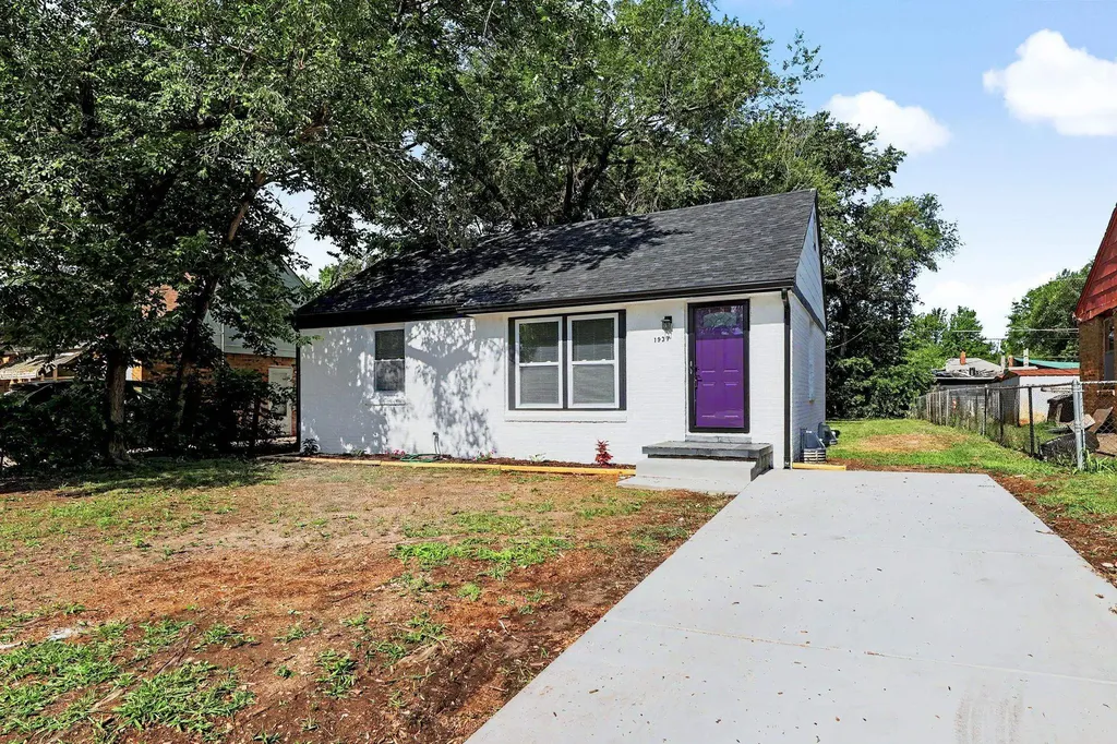 1937 N Piatt Avenue Wichita KS 67214-1831