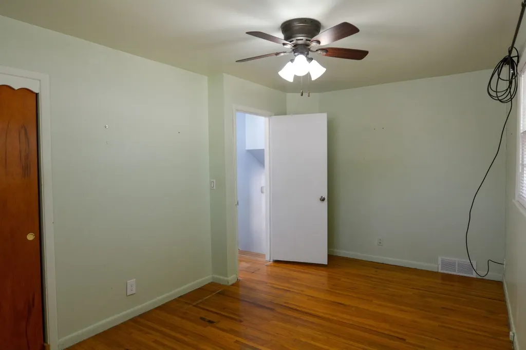 536 N Meeds Drive Valley Center KS 67147