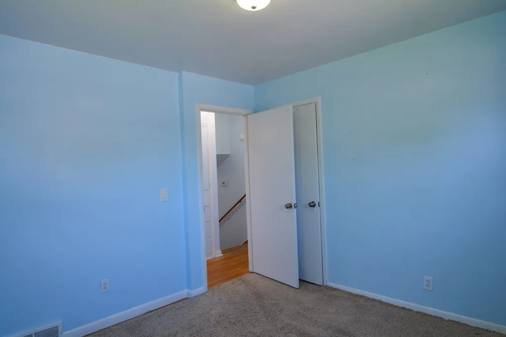 536 N Meeds Drive Valley Center KS 67147