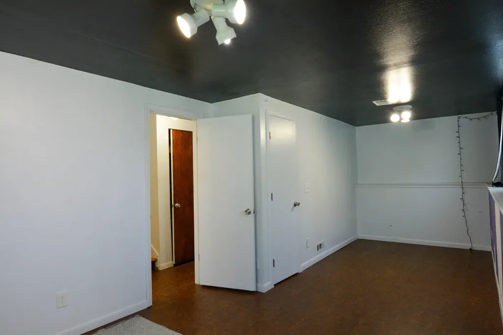 536 N Meeds Drive Valley Center KS 67147