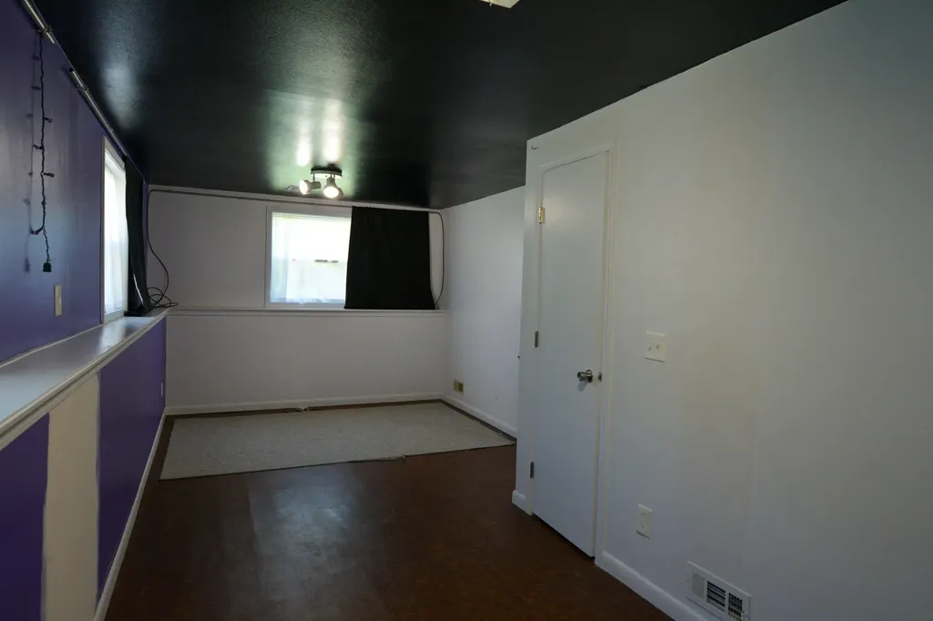 536 N Meeds Drive Valley Center KS 67147