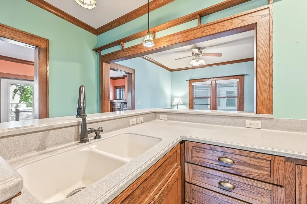 242 S Volutsia Avenue Wichita KS 67211-2040