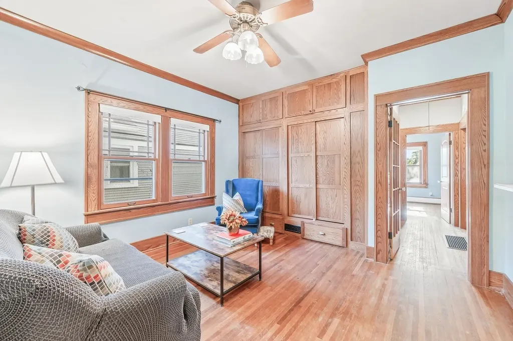 242 S Volutsia Avenue Wichita KS 67211-2040