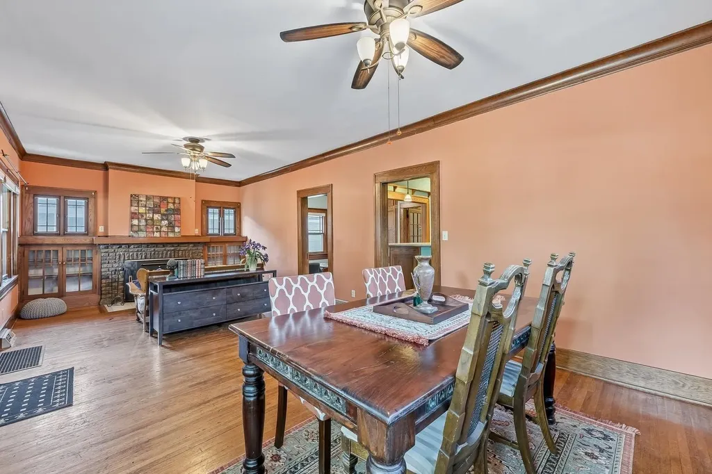 242 S Volutsia Avenue Wichita KS 67211-2040