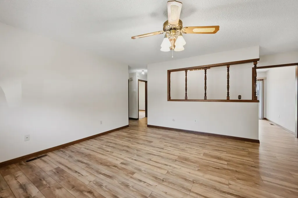 206 E 1st Avenue Cheney KS 67025