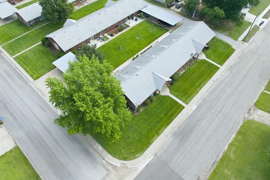 206 E 1st Avenue Cheney KS 67025