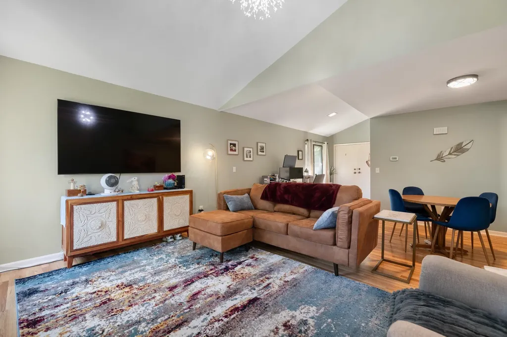 8419 E Harry Street Wichita KS 67207