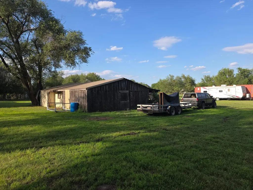 11030 S Anthony Lane Mulvane KS 67110