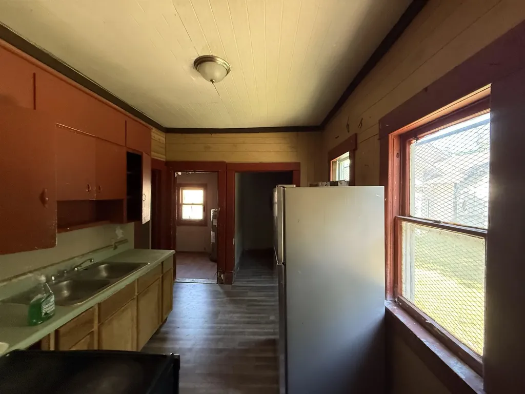 320 W 12th Street N Wichita KS 67203