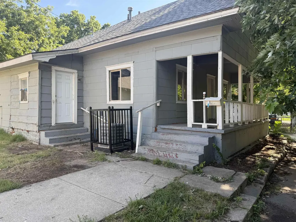320 W 12th Street N Wichita KS 67203