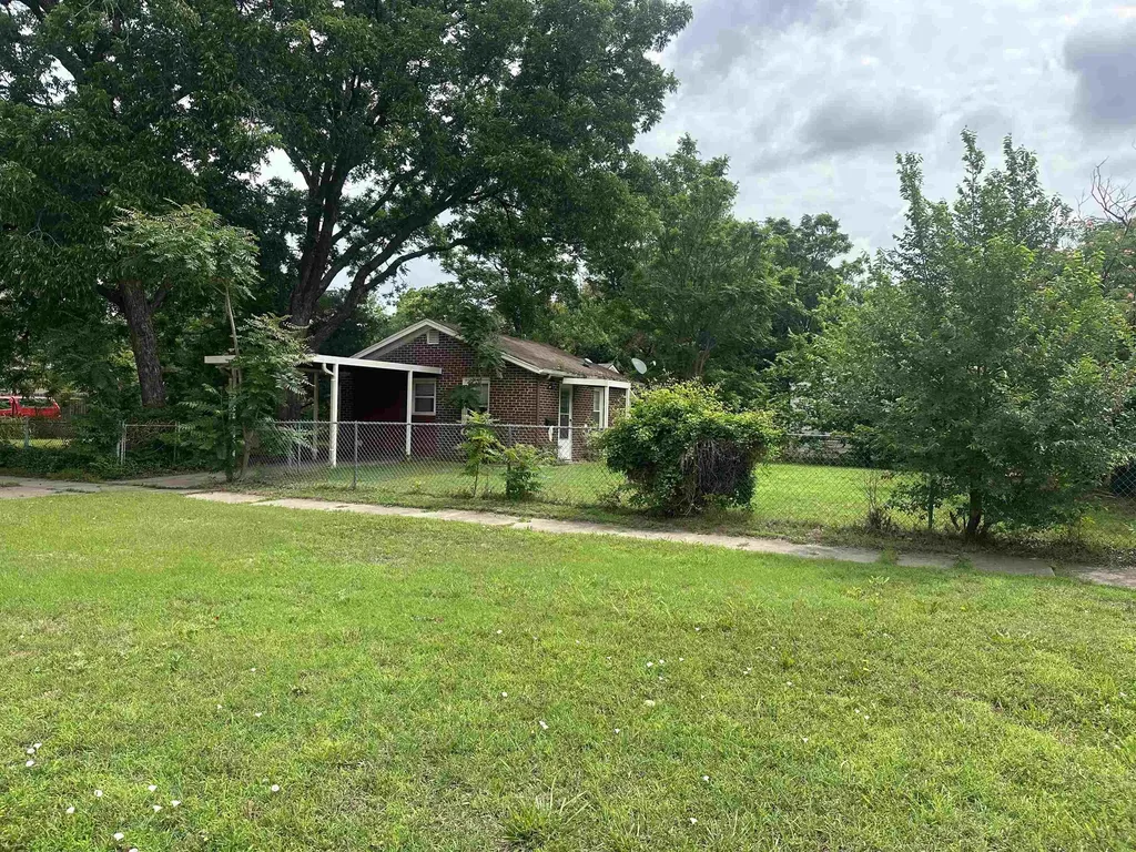 1938 W Walker Street Wichita KS 67213