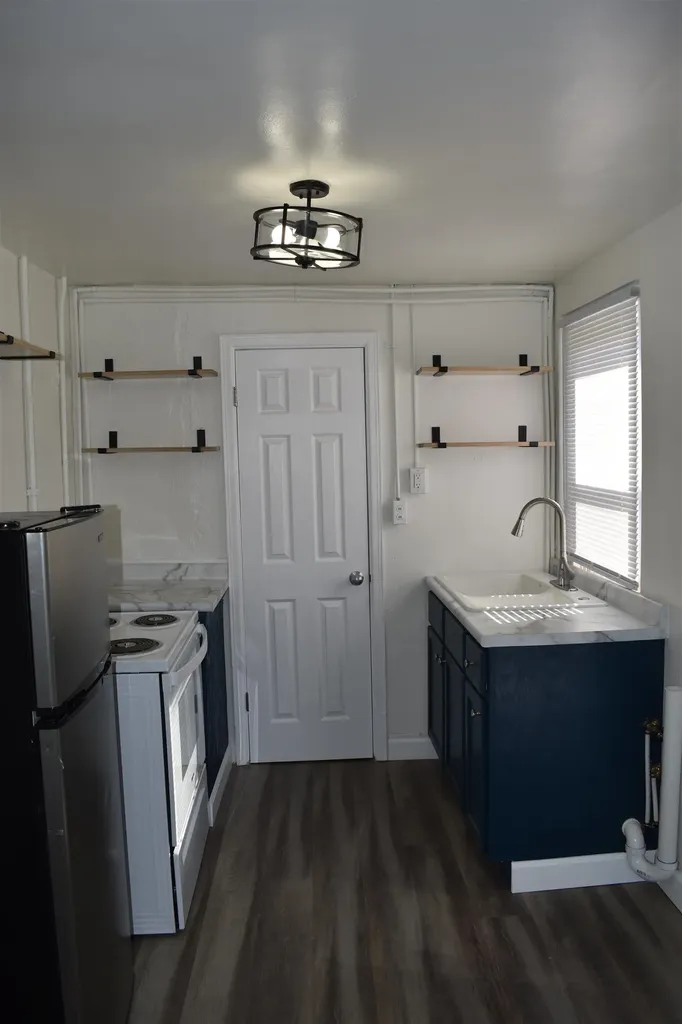 1938 W Walker Street Wichita KS 67213