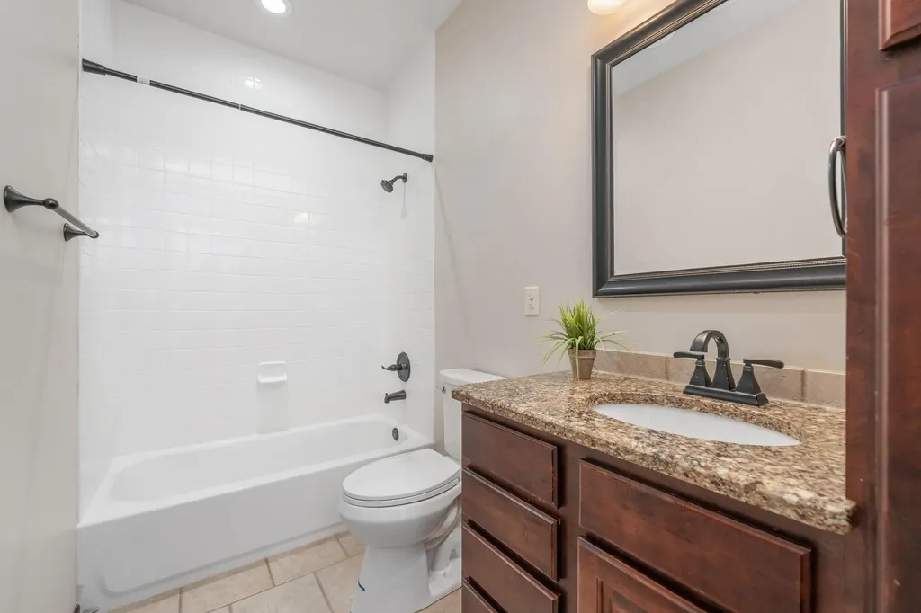 2224 N Flutter Court Wichita KS 67228