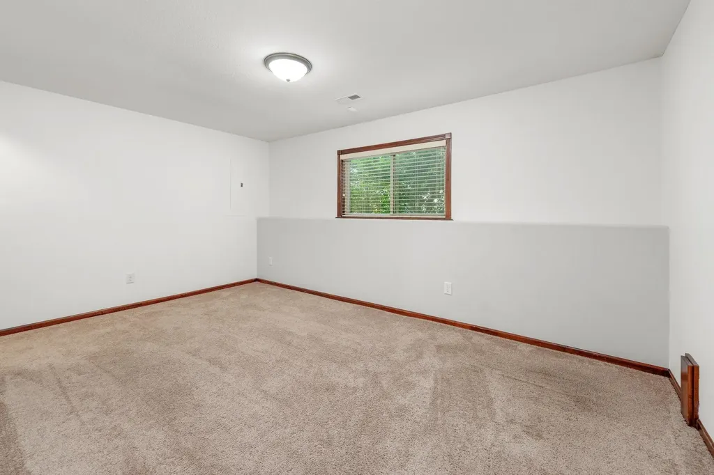 2224 N Flutter Court Wichita KS 67228