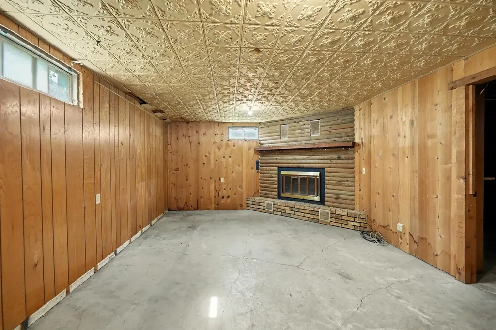 110 S Maud Street Marquette KS 67464