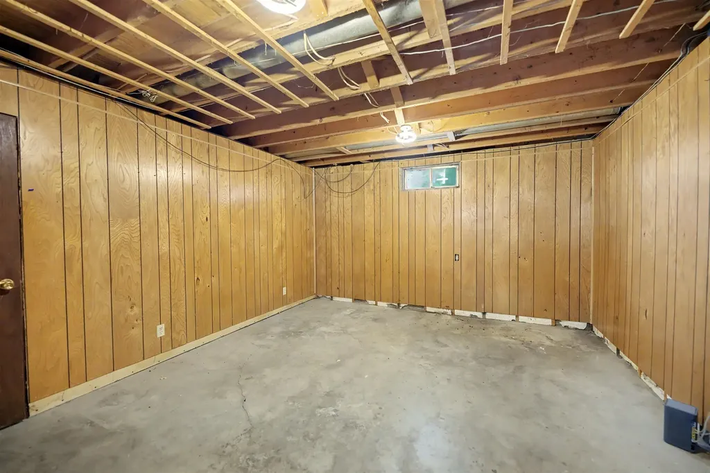 110 S Maud Street Marquette KS 67464