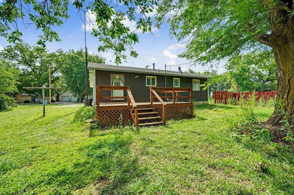 110 S Maud Street Marquette KS 67464