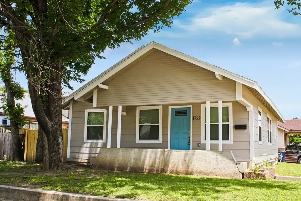 1752 S Market Wichita KS 67211