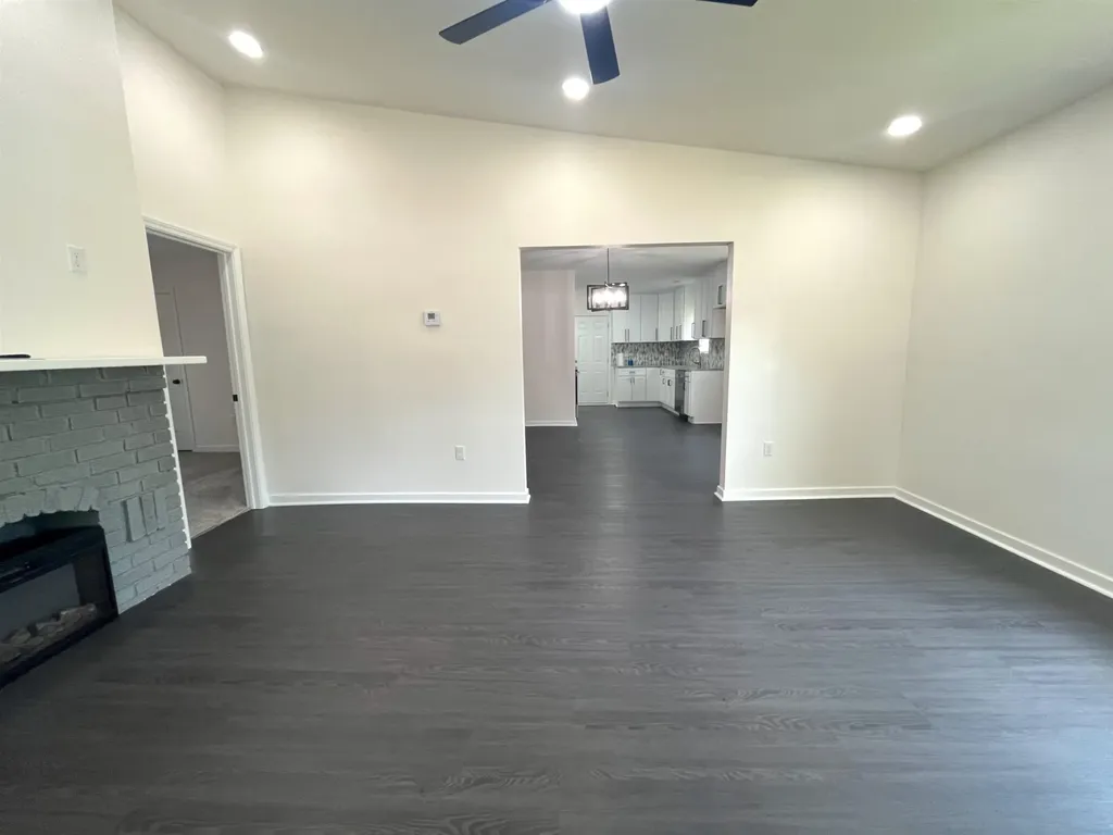 1752 S Market Wichita KS 67211