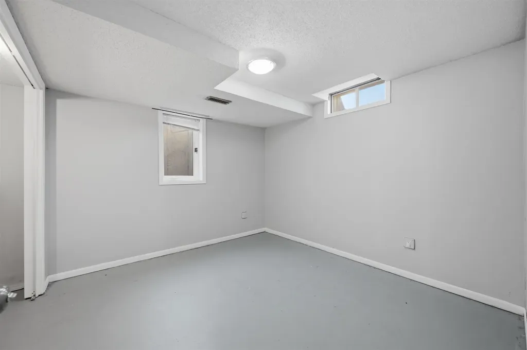 2945 S Chase Avenue Wichita KS 67217-1313