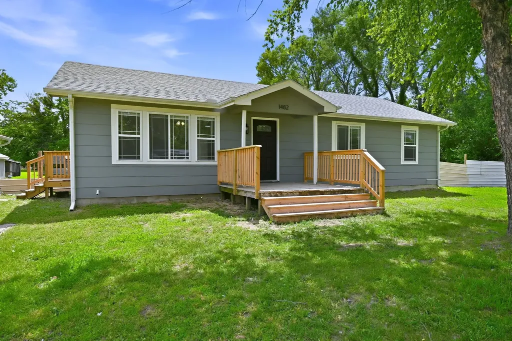 1482 N Money Road Mulvane KS 67110
