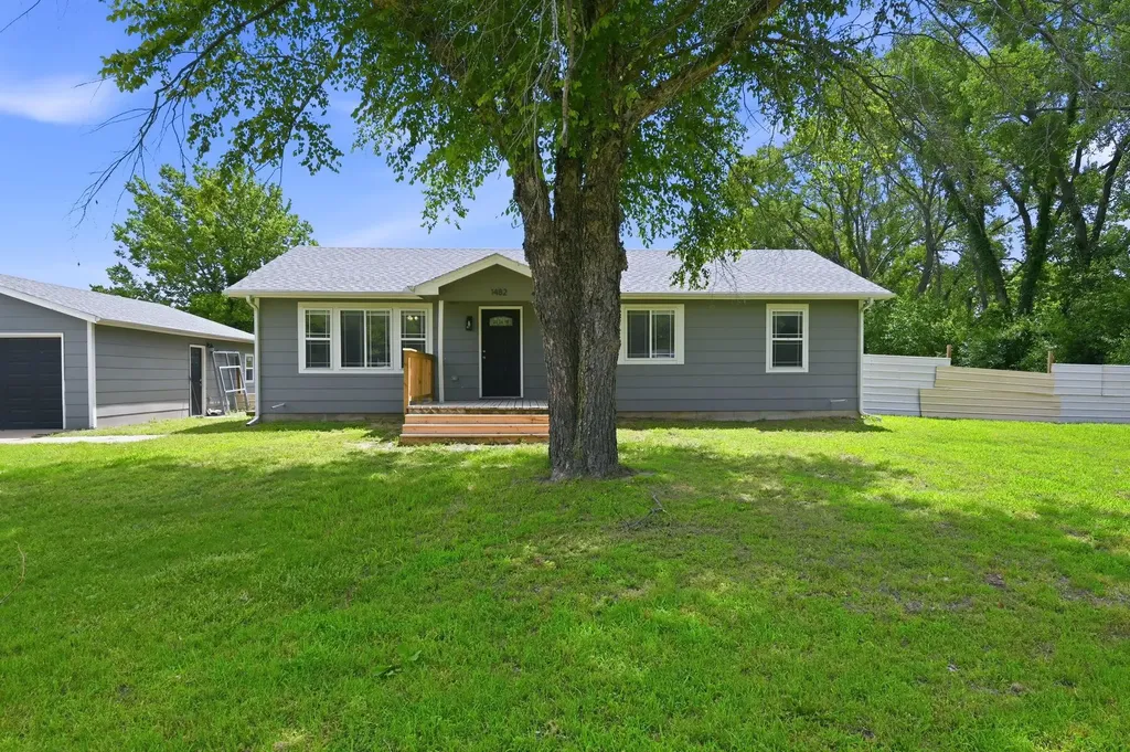 1482 N Money Road Mulvane KS 67110