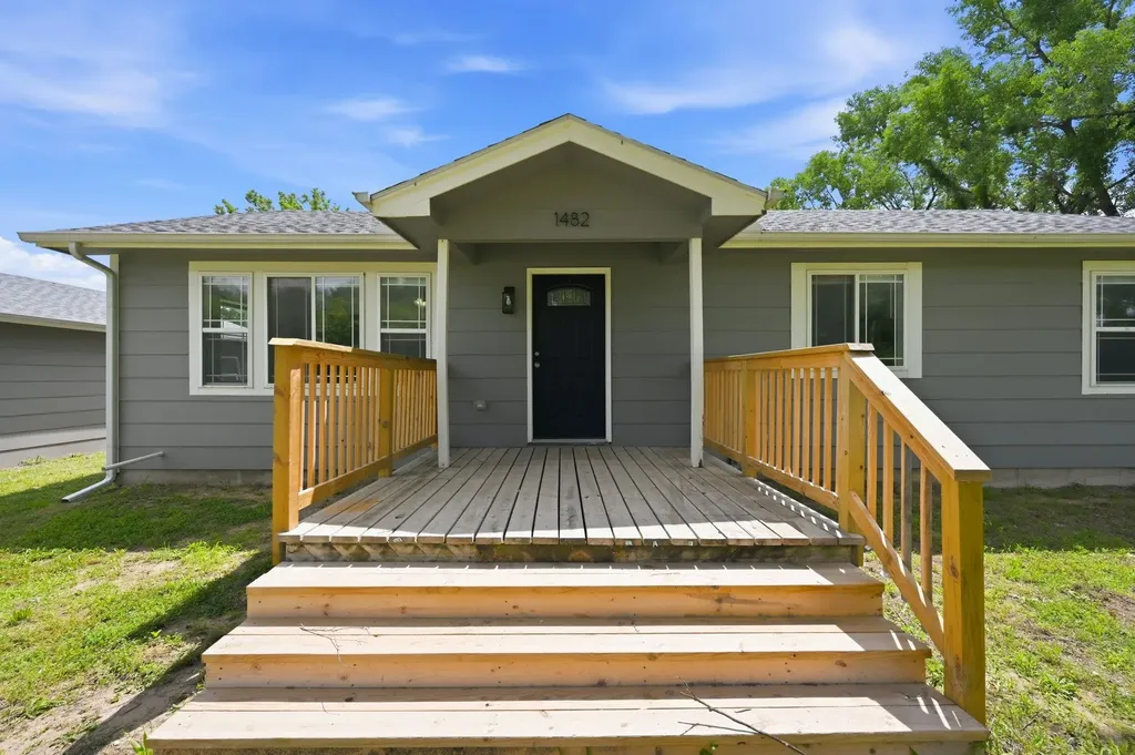 1482 N Money Road Mulvane KS 67110
