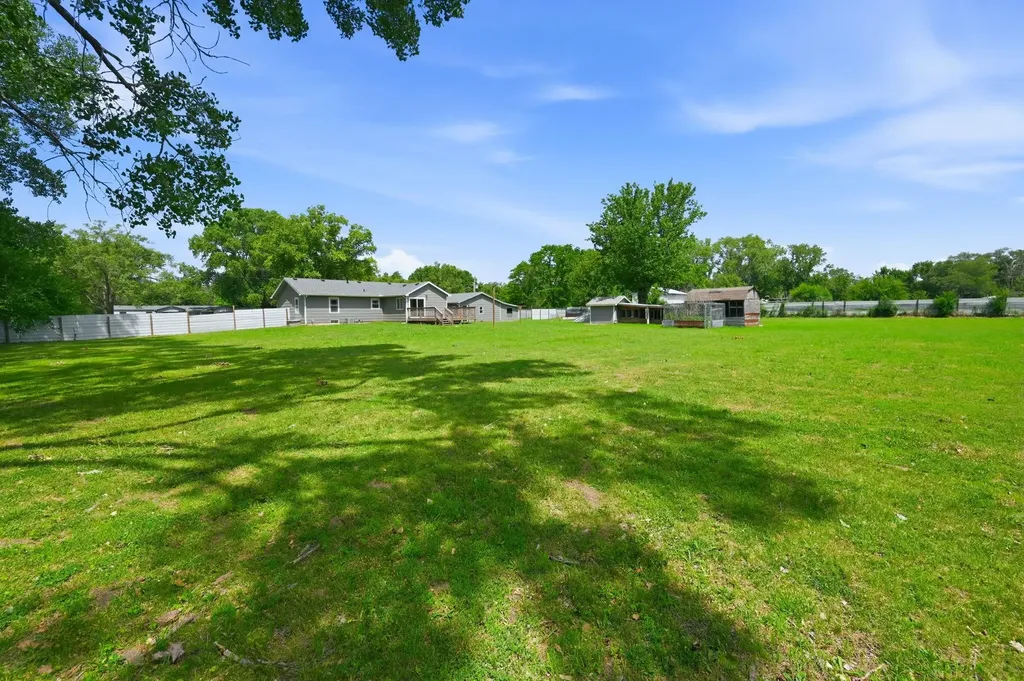 1482 N Money Road Mulvane KS 67110