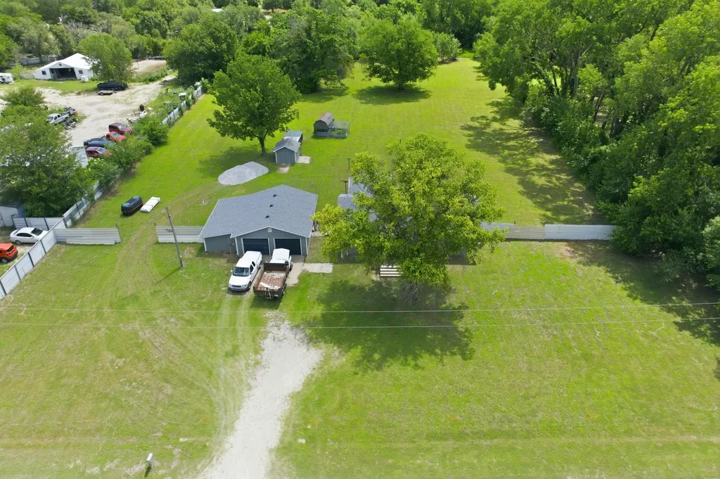 1482 N Money Road Mulvane KS 67110