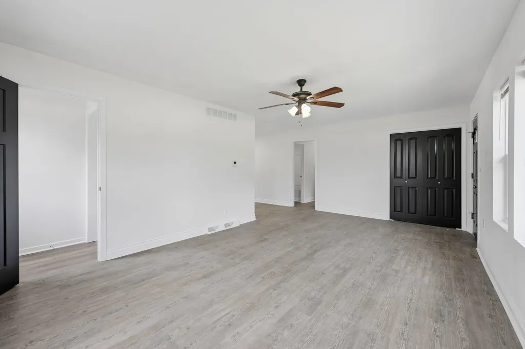 1482 N Money Road Mulvane KS 67110